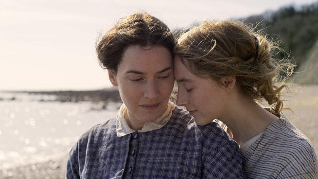 Kate Winslet et Florence Pugh dans Ammonite