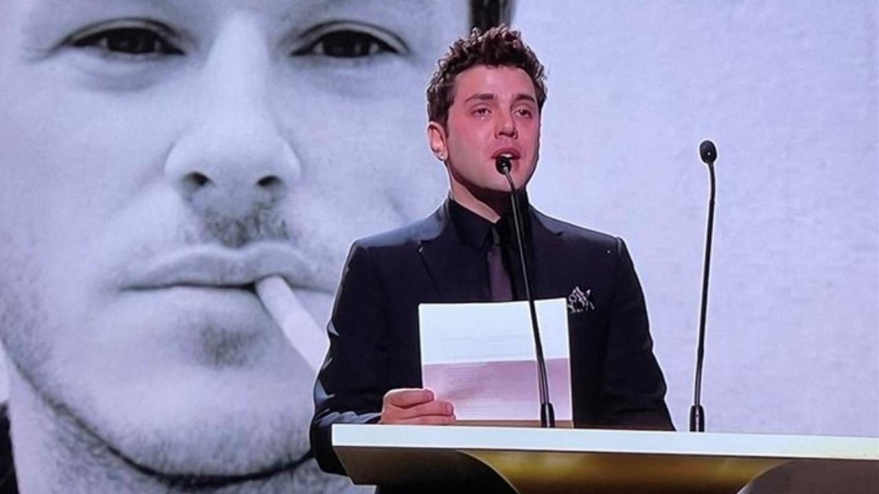 "C'est tout un monde qui a pleuré Gaspard" : l'hommage émouvant de Xavier Dolan à Gaspard Ulliel aux César 2022