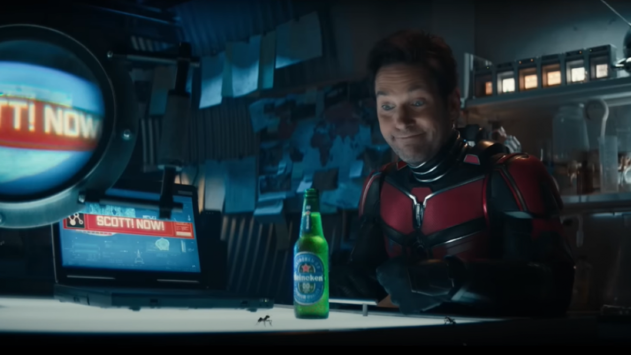 Ant-man participe au Dry January dans la pub Heineken