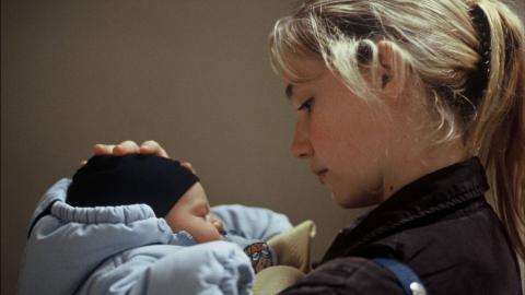 Déborah François dans L'enfant (2005)