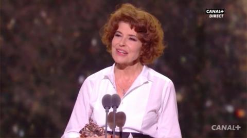 Fanny Ardant remporte le César de la meilleure actrice dans un second rôle pour La Belle époque