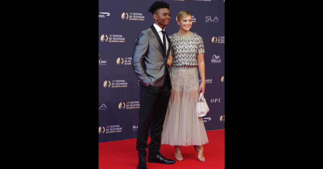 Olivia Holt et Aubrey Joseph de Cloak and Dagger