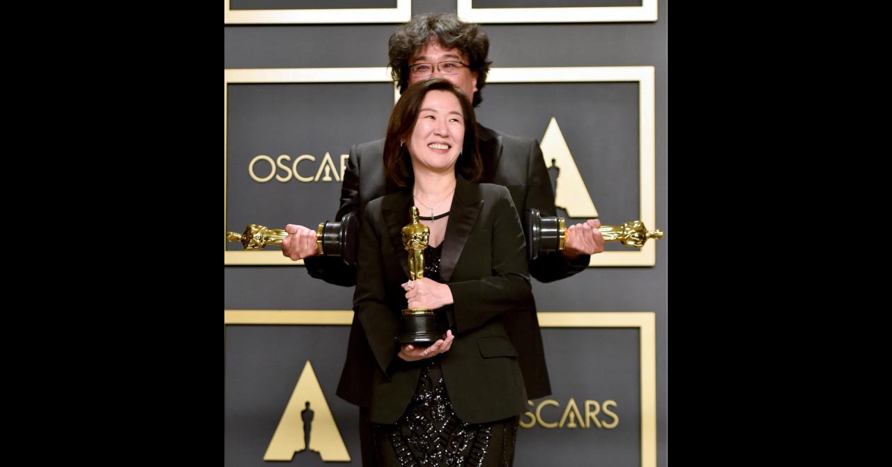 Oscars 2020 : Bong Joon-ho et la productrice de Parasite Kwak Sin-ae
