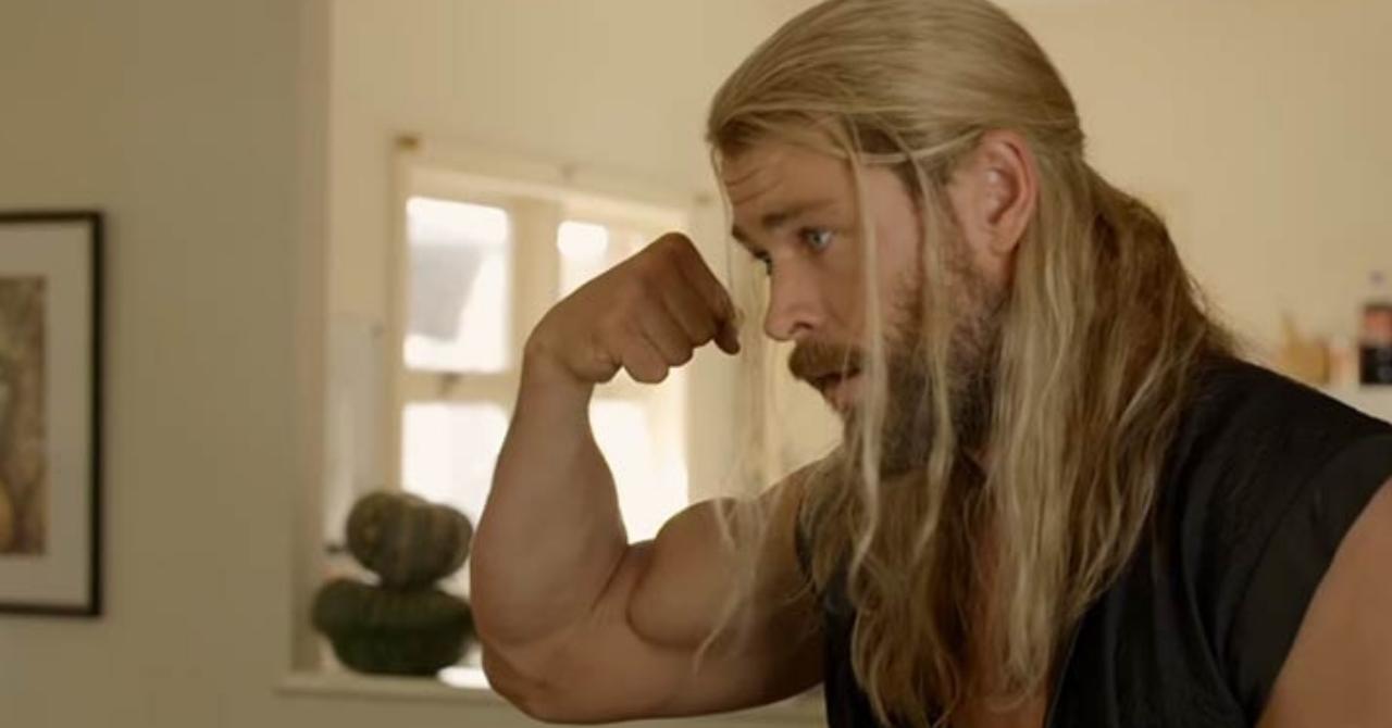 Chris Hemsworth en Thor (dans un court métrage Marvel)