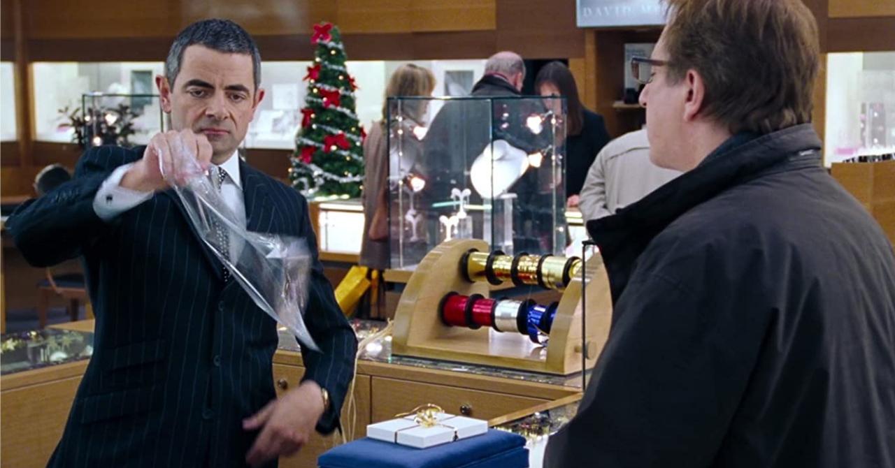 Rowan Atkinson dans Love Actually (2003)