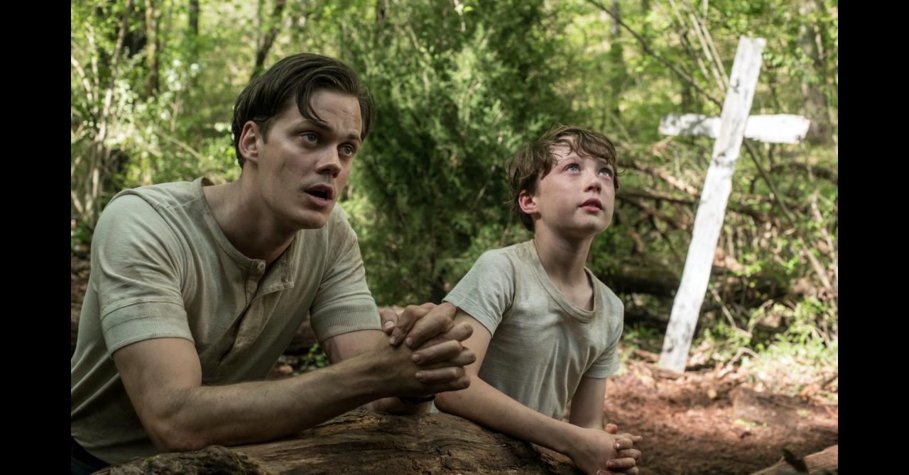 Bill Skarsgard dans The Devil All the Time