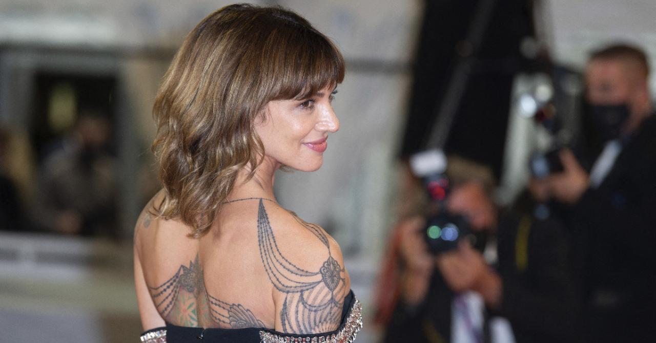Cannes 2021 : Asia Argento sur le tapis rouge de Vortex, de Gaspar Noé