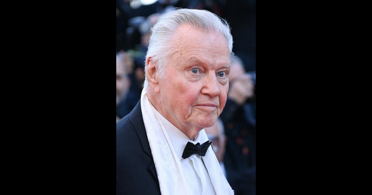 Jon Voight à la montée des marches de Megalopolis