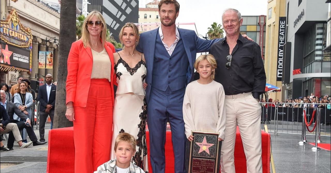 Chris Hemsworth reçoit son étoile sur Hollywood Boulevard