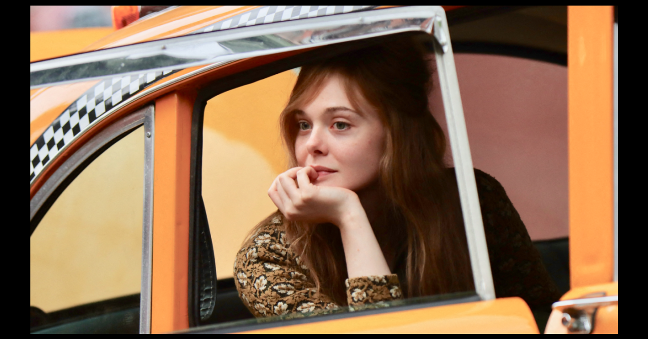 Elle Fanning et Timothée Chalamet, complices sur le tournage du biopic de Bob Dylan [photos]