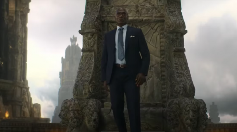 L'ultime rôle de Lance Reddick est dans la série Percy Jackson