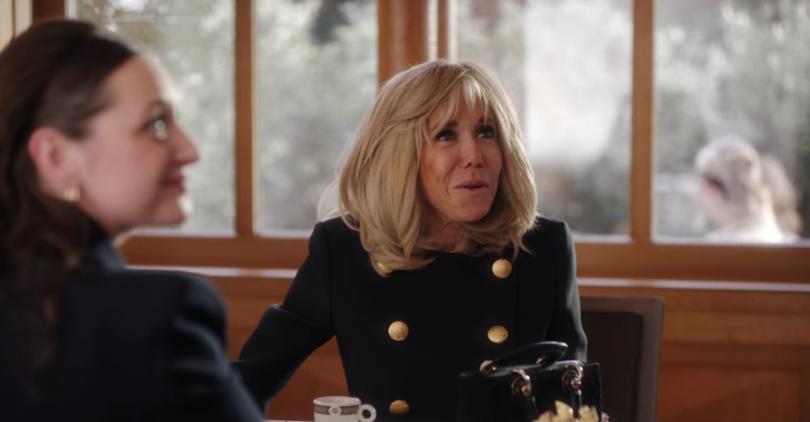 Brigitte Macron dans Emily in Paris