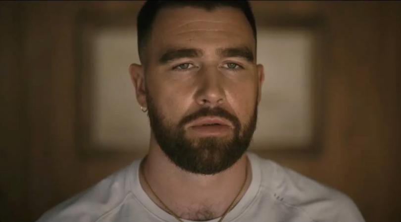 Travis Kelce dans Grotesquerie